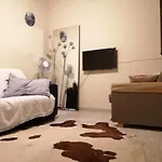 Hébergement de vacances Emplacement Idéal Pour Cette Maisonnette Avec Jardin Et Cuisine D'été