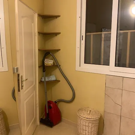 度假居 Emplacement Ideal Pour Cette Maisonnette Avec Jardin Et Cuisine D'ete 罗克布吕讷-卡普马丹